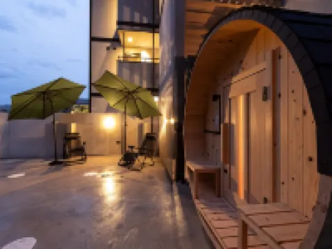 Hostel Waraku Hotels in Toyooka