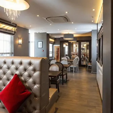 Best Western Buckingham Palace Rd Отели рядом с достопримечательностью «Вест-Энд»