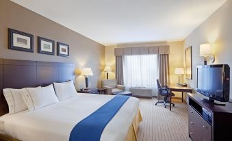 Holiday Inn Express & Suites Malone