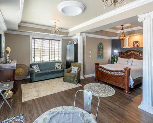 Brookside Inn Boutique Hotel Hotels in Abbotsford