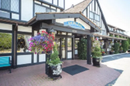 Abercorn Hotel, Trademark Collection by Wyndham Hotels near Dinsmore Bridge