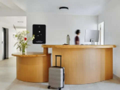 Yvette Hotel Porte de Versailles, Sonder Hoteles en Vanves