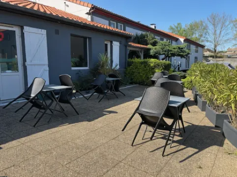 Kyriad Bordeaux - Lormont