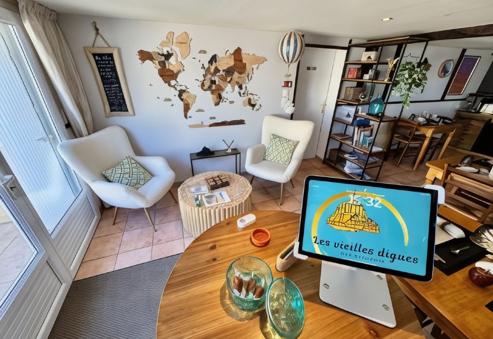 3. 샴브르 도텔 레..