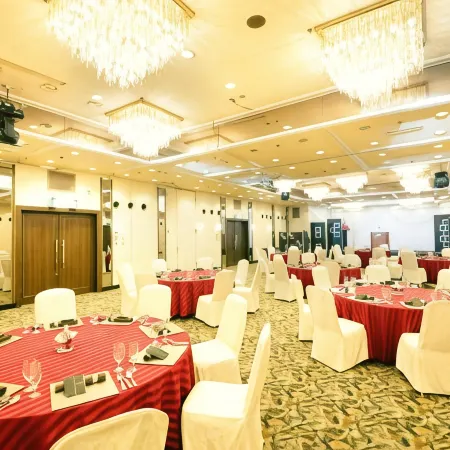 Central Hotel