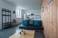 Granit Bleu sleeps 5