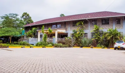 Acacia Tree Lodge Hotels near Divine aqua water refill station