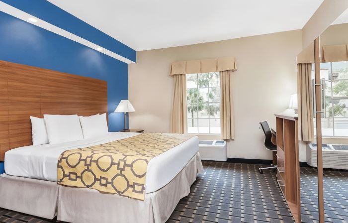 Baymont by Wyndham Jacksonville/Butler Blvd