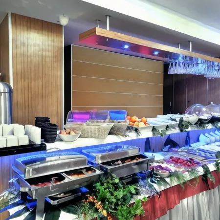 Rhiss Hotel Bostancı Отели рядом с достопримечательностью «Козьятаги»