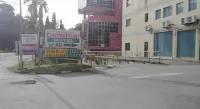 Hotel Centrepoint (Self Check in after 5PM)
