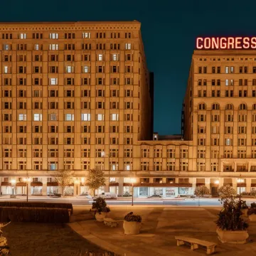 The Congress Plaza Hotel & Convention Center Отели рядом с достопримечательностью «Адлер планетариум»