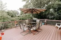 Short Sands Beach is a 5-Minute Walk. Fall Booking IS Open.