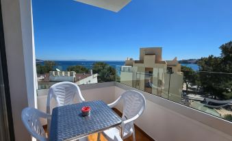 Marina Palmanova Apartamentos