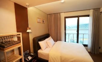 Namyangju Bukhangang Dolcecasa Hotel