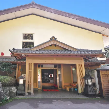 Kawazu Nanadaru Onsen Otsukaso Отели рядом со станцией Imaihama-Kaigan Railway Station