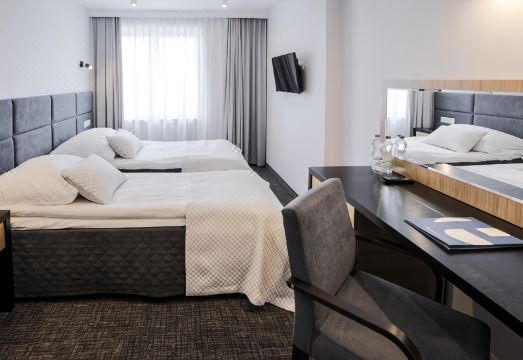 호텔 스포츠 베우하투프