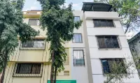 Hotel Bestow Inn Koregaon Park Pune -Near Osho Ashram Các khách sạn gần Bund Garden