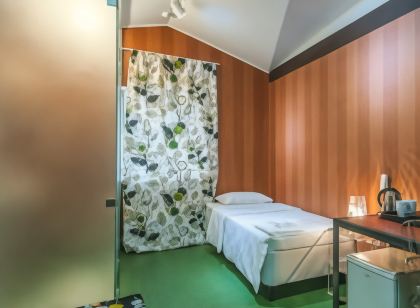 Author's Hotel Bronze Kaban