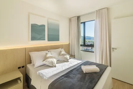 Complete Stay With Pool and gym 400m From Armacao Beach - SKL