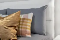 Brand New Ground Level Guest Suite, Close to Beach, US Boarder