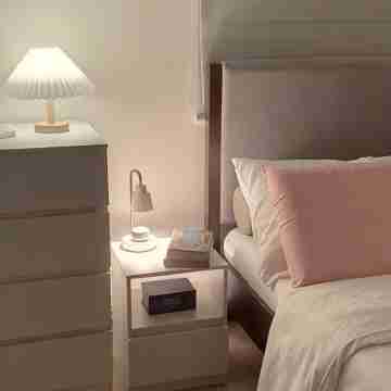 Comfy and stylish Holistay with PS4, board games & Movie night Rooms