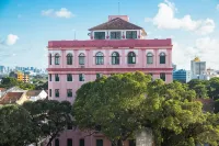 Hotel Central Hotels near Arruda Stadium