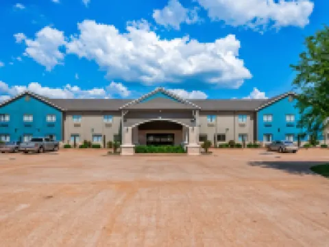 Best Western Atoka Inn  Suites Hotels in Atoka