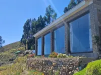 Luna del Titikaka Lodge Isla de la Luna Bolivia Montaña Inka マンコ・カパクのホテル