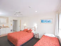 Albany Executive Motor Inn Limited Hotels near QBE Stadium Function Centre
