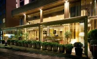 The Cettia Istanbul 레벤트 지하철역 주변 호텔