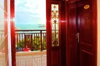 Weizhou Island Rainbow Hotel - Pemandangan Pantai