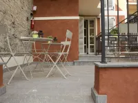 Palazzo Domanto Parma Apartments Hotels in Parma