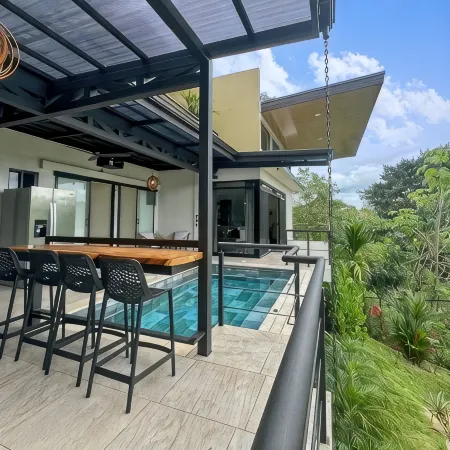 New 3BR Home with Amazing Sunset View in Quepos