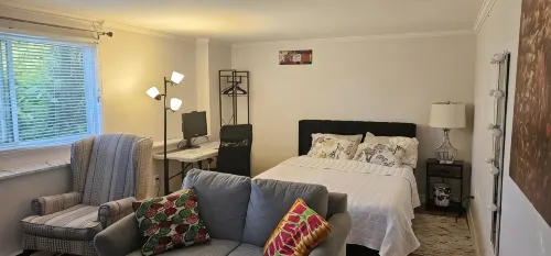 Tilto Executive SuiteCozy Two Bedroom Apartment,4mins drive to Mcallister mall