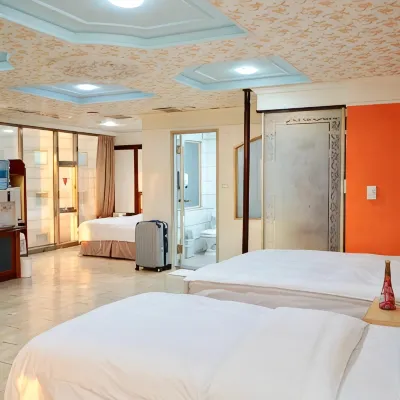 Enjoy Square Hotel Hotels near Douliu Circle