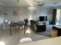 Unit 9, Bellevue n'te Arm Apt - Apartments