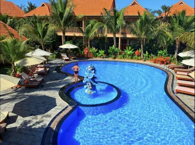 Golden Topaz Phú Quốc Resort Các khách sạn ở Ông Lãng