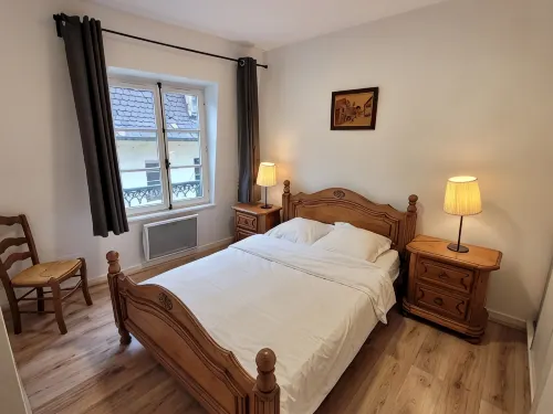 4 Rooms furnished 85m2 Place de la Cathédrale Downtown Strasbourg - Fiber