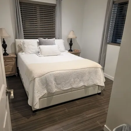 Terrific 2-bedroom house with AC in Thousand Oaks