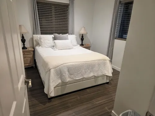 Terrific 2-bedroom house with AC in Thousand Oaks