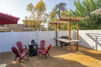 Paso Robles Bungalow -Deck/Fire Pit