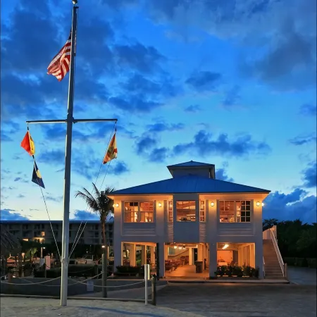 Ocean view condo with balcony/marina view