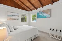 Tropical Oasis for your Naples Getaway!