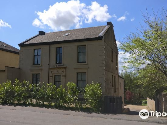 Crosshill House