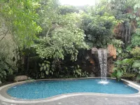 Jambuluwuk Malioboro Hotel Yogyakarta - 5-Star