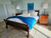Sea Song 3 Bdrm Beachfront house on Marley Beach with great beach and sea views. Hotéis em Warwick