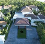 Beachside Luxury BB Villa • Private Pool