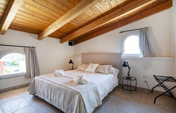 Palazzo della Torre 202– Modern Historic Apartment