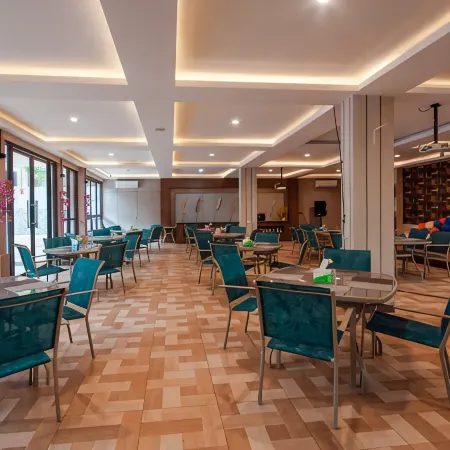 Sumbawa Grand Hotel