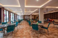 Sumbawa Grand Hotel - breakfast